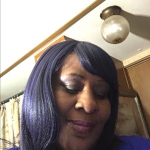 Meet your Posher, Shanel